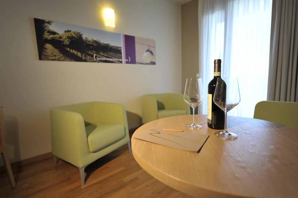 Hotel Ca' Del Lupo Montelupo Albese Zewnętrze zdjęcie