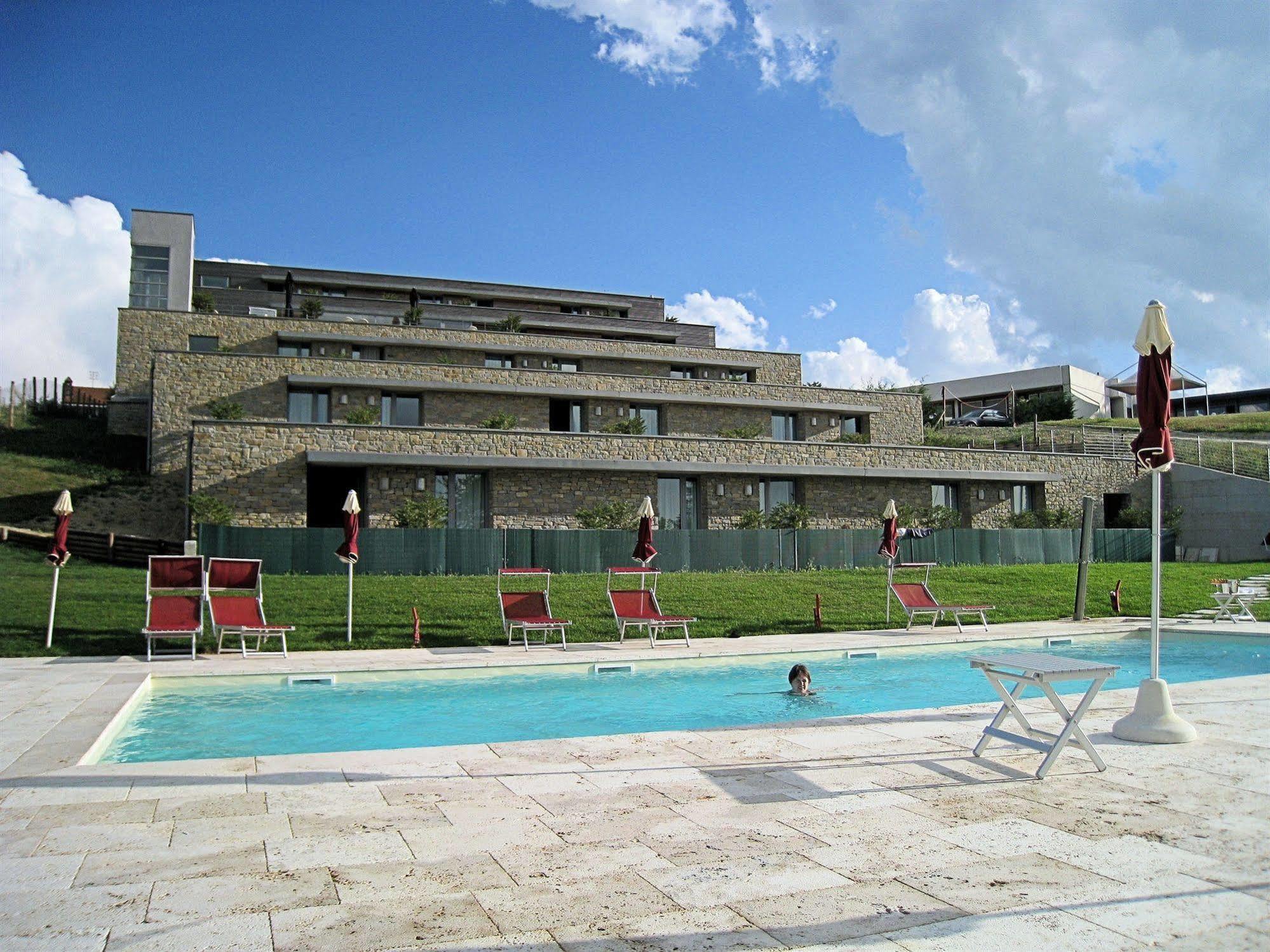 Hotel Ca' Del Lupo Montelupo Albese Zewnętrze zdjęcie