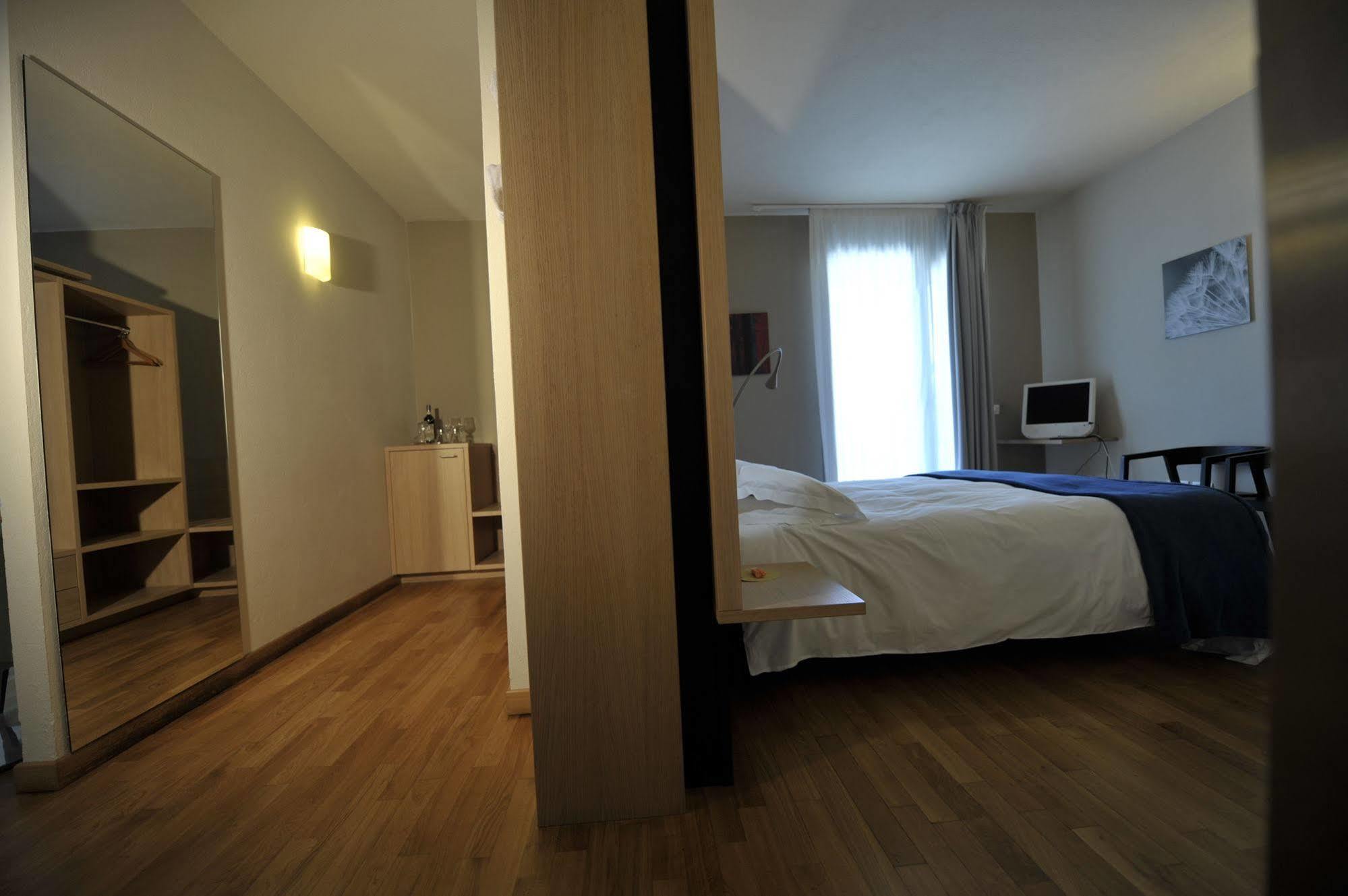 Hotel Ca' Del Lupo Montelupo Albese Zewnętrze zdjęcie